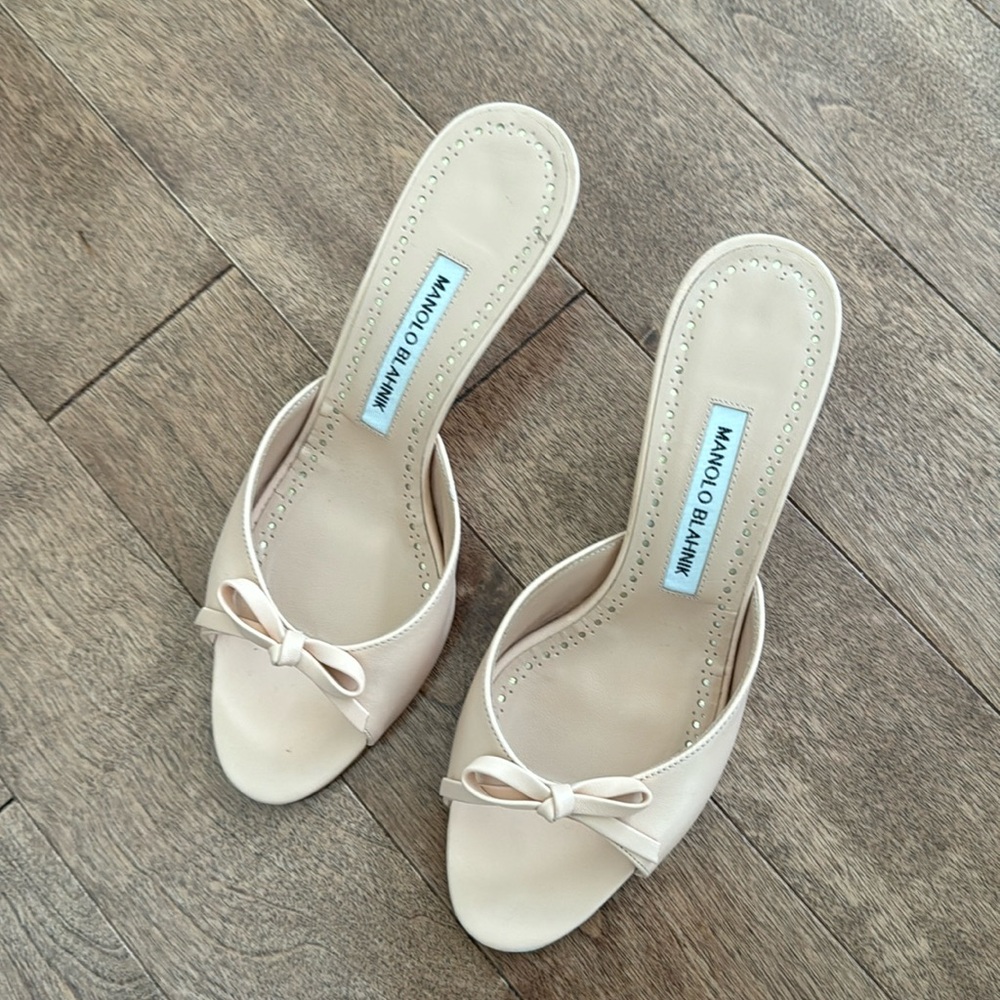 Manolo Blahnik mules